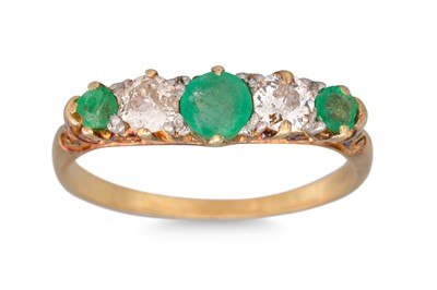 Lot 37 - A DIAMOND AND EMERALD FIVE STONE RING, mounted...