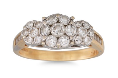 Lot 233 - A DIAMOND TRIPLE CLUSTER RING, the round...