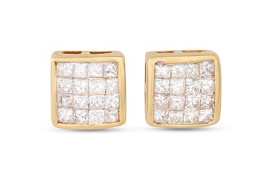 Lot 117 - A PAIR OF DIAMOND CLUSTER EARRINGS, set with...