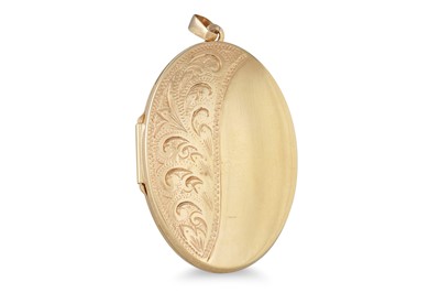 Lot 181 - A 9CT GOLD LOCKET, 6.3 g.