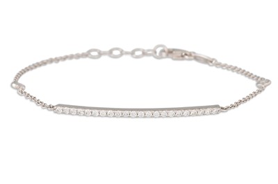 Lot 248 - A DIAMOND BRACELET, comprising a line of...