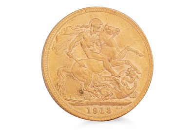 Lot 179 - A GEORGE V GOLD FULL SOVEREIGN ENGLISH COIN...