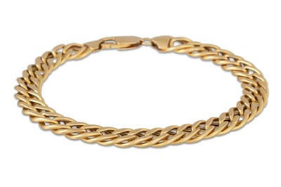 Lot 173 - AN 18CT FLAT FANCY LINK BRACELET, 14.5 g.