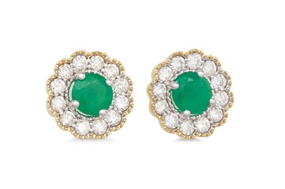 Lot 64 - A PAIR OF DIAMOND AND EMERALD CLUSTER EARRINGS,...