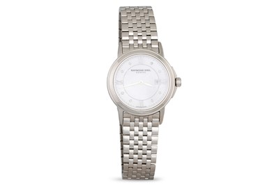 Lot 431 - A LADY'S RAYMOND WEIL MOTHER OF PEARL...