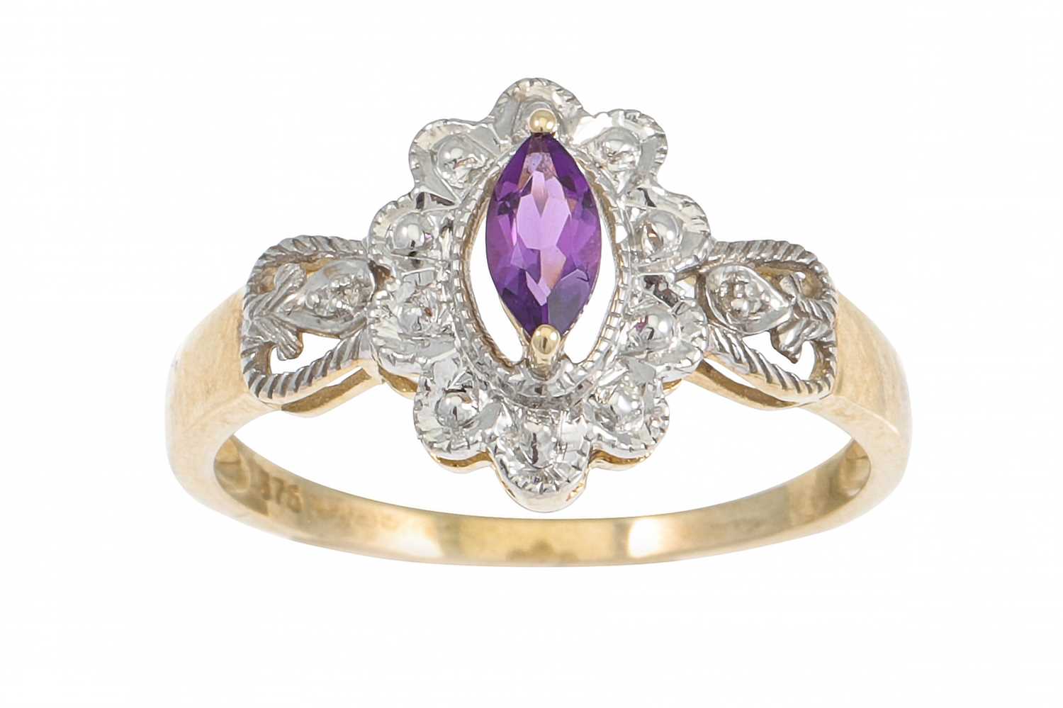 Lot 42 - AN AMETHYST RING, mounted in 9ct gold, size N - O