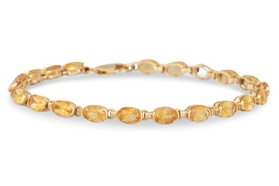 Lot 151 - A CITRINE BRACELET, mounted in 14ct yellow gold