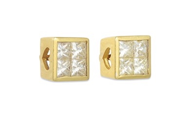Lot 157 - A PAIR OF DIAMOND CLUSTER EARRINGS, the...