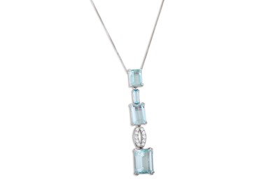 Lot 214 - AN AQUAMARINE AND DIAMOND NECKLACE, comprising...