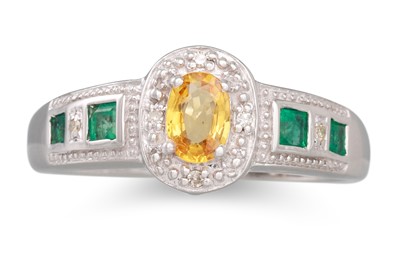 Lot 252 - A YELLOW SAPPHIRE, DIAMOND AND EMERALD RING,...