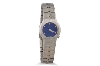 Lot 321 - A LADY'S STAINLESS STEEL TAG HEUER WRISTWATCH,...