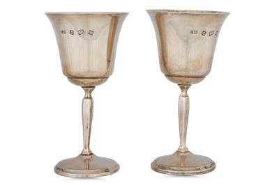 Lot 408 - A PAIR OF SILVER WINE GOBLETS, 130 g.