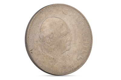 Lot 119 - A VINTAGE LADY'S WATCH HEAD, the 9ct gold...