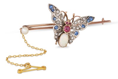 Lot 127 - AN ANTIQUE BUTTERFLY BROOCH, set with opal,...