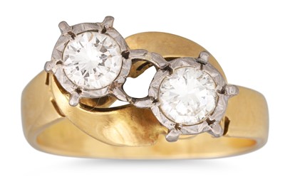 Lot 128 - A VINTAGE TWO STONE DIAMOND RING, mounted in...