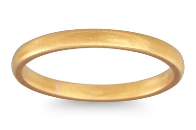Lot 89 - A 22CT GOLD BAND, 3.2 g., size N, together...