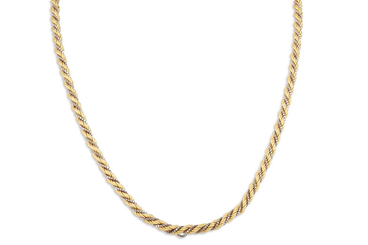 Lot 63 - AN 18CT TWO COLOUR GOLD ROPE LINK NECK CHAIN,...