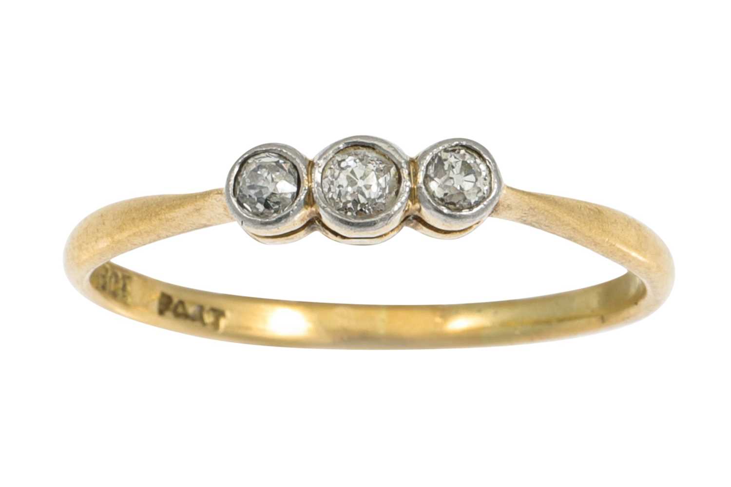 Lot 8 - A THREE STONE DIAMOND RING, mounted in gold....