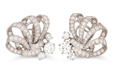 Lot 289 - A PAIR OF MID CENTURY DIAMOND CLIP EARRINGS,...