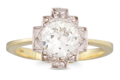 Lot 292 - AN EARLY 20TH CENTURY DIAMOND RING, the old...