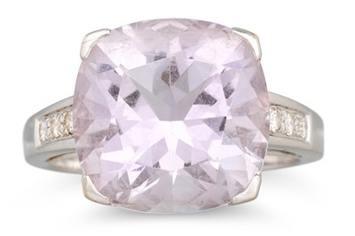 Lot 202 - AN AMETHYST AND DIAMOND RING, stamped...