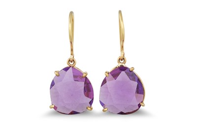 Lot 211 - A PAIR OF AMETHYST DROP EARRINGS, the pear...