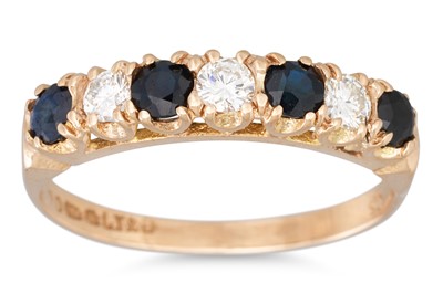 Lot 44 - A SAPPHIRE AND DIAMOND FIVE STONE RING,...