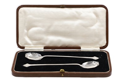 Lot 379 - A CASED PAIR OF ART DECO SILVER PRESERVE...