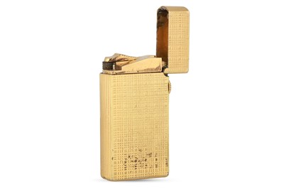 Lot 102 - A DUNHILL LIGHTER