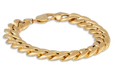 Lot 123 - A 9CT GOLD FLAT CURB LINK BRACELET, 25 g.