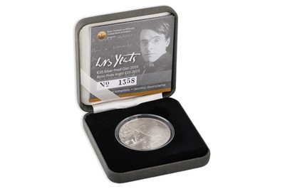 Lot 364 - A W.B. YEATS SILVER COIN, boxed