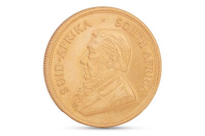 Lot 365 - A 1980 SOUTH AFRICAN GOLD KRUGERRAND COIN, 1...