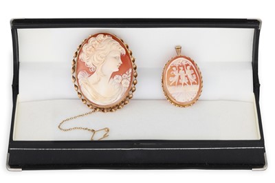 Lot 216 - TWO CAMEO BROOCHES, gold framed