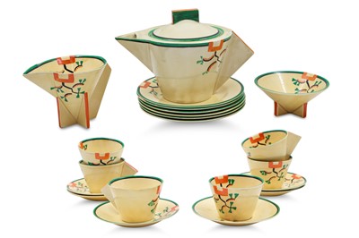 Lot 214 - AN ART DECO 1920S CLARICE CLIFF DESIGNED...