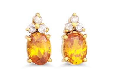 Lot 71 - A PAIR OF DIAMOND AND YELLOW SAPPHIRE EARRINGS,...