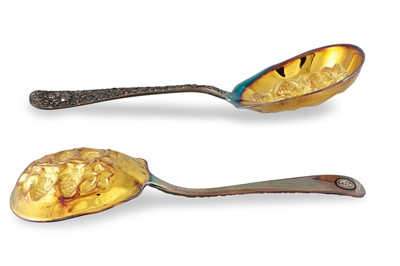 Lot 425 - AN ATTRACTIVE SILVER PLATED AND GILT DECORATED...