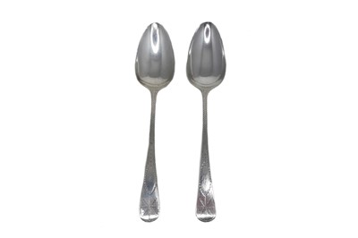 Lot 478 - A PAIR OF GEORGE III SILVER SERVING SPOONS,...