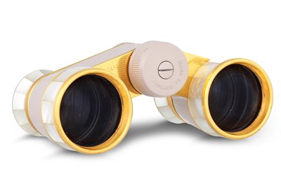 Lot 187 - A PAIR OF CARL ZEISS OPERA GLASSES, cased