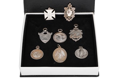 Lot 388 - A COLLECTION OF STERLING SILVER SWIMMING &...