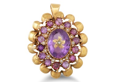 Lot 327 - AN ANTIQUE AMETHYST AND PEARL BROOCH, the...