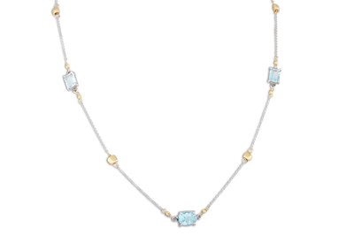 Lot 124 - AN AQUAMARINE NECKLACE, set with an oval and...
