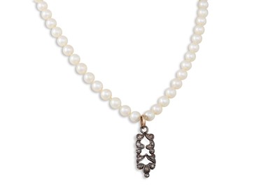 Lot 72 - A SET OF CULTURED PEARLS, with diamond set...
