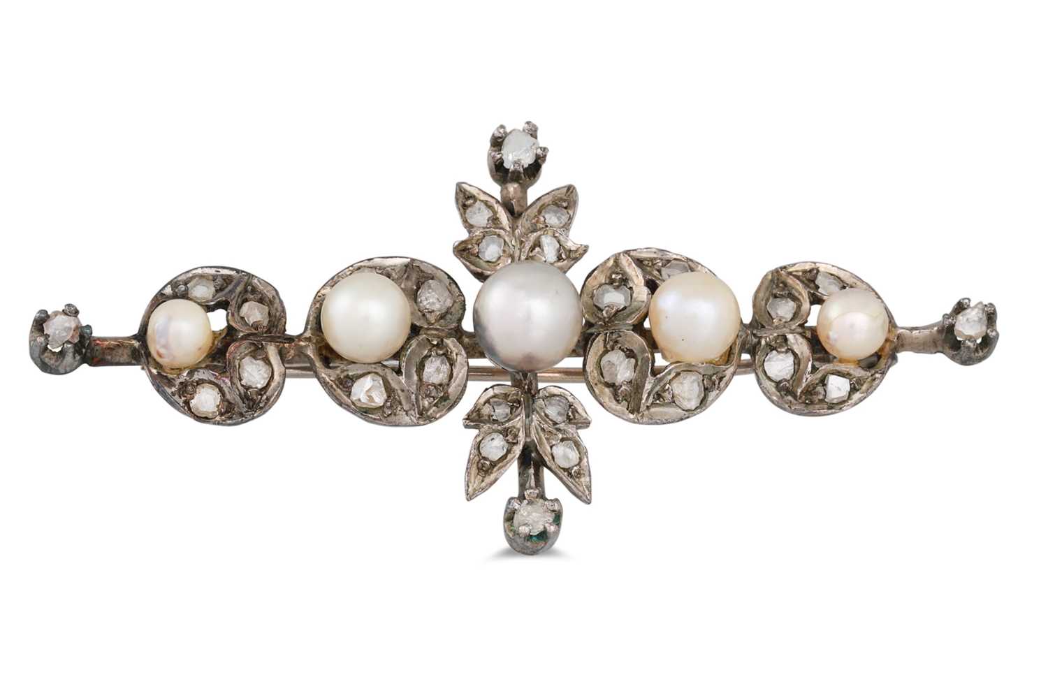 Lot 73 - AN ANTIQUE DIAMOND AND CULTURED PEARL BROOCH,...