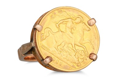 Lot 383 - A GV HALF GOLD SOVEREIGN ENGLISH COIN RING,...