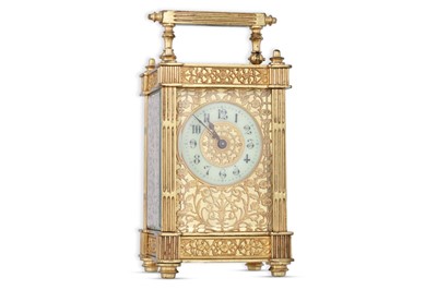 Lot 15 - AN ANTIQUE CARRIAGE CLOCK