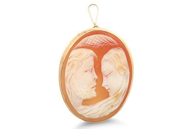 Lot 2 - A 9CT GOLD CAMEO BROOCH