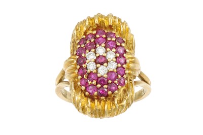 Lot 440 - A VINTAGE DIAMOND AND RUBY CLUSTER RING, c....