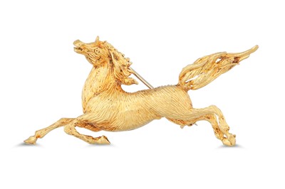 Lot 31 - AN 18CT GOLD BROOCH, modelled as a horse, 8.3 g.