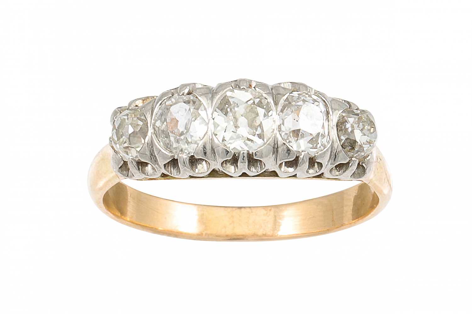 Lot 378 - AN ANTIQUE FIVE STONE DIAMOND RING, the old...