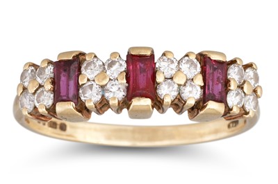 Lot 84 - A DIAMOND AND GEM SET  RING, mounted in gold